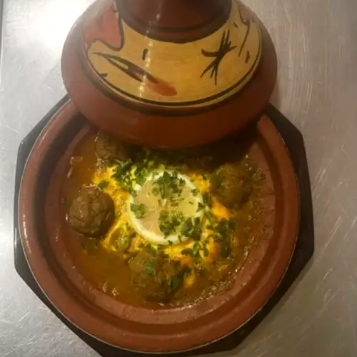 Tajine viande hachée oeuf